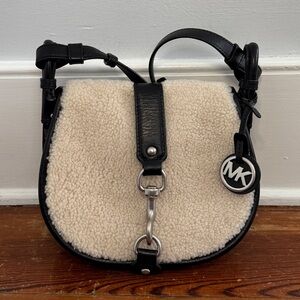 Michael Kors Jamie Medium Saddle Crossbody Bag Black Leather Shearling Cream